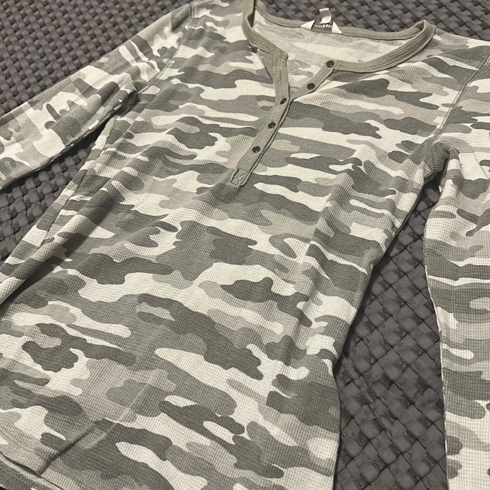 *NWOT* Lucky Brand 🍀 Camouflage Long Sleeve
